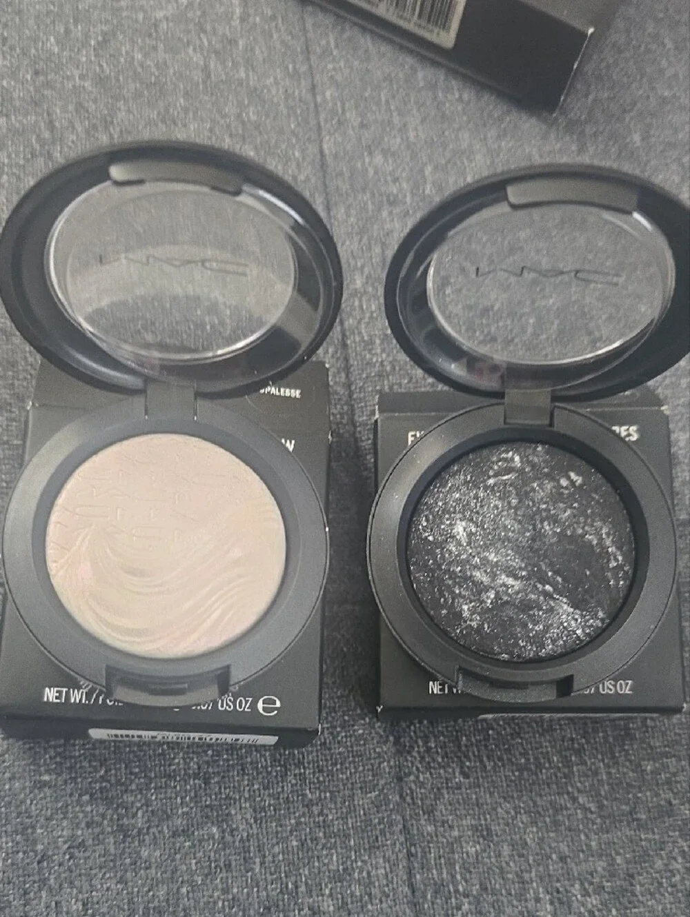 MAC Cosmetics Bundle-2 Eyeshadows, Lipliner, Beauty Powder, Pro Sculpting Cream